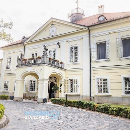 Szidonia Castle Hotel Rojtokmuzsaj Exterior photo